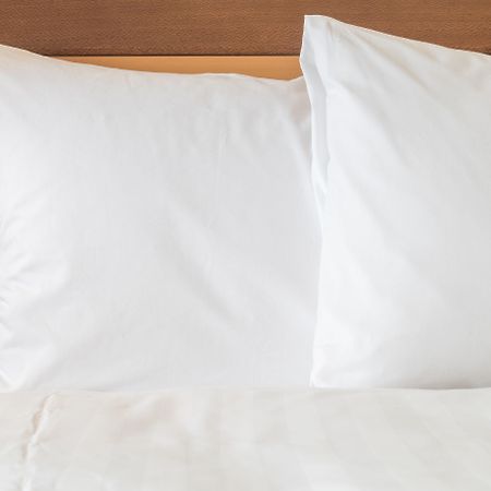 Holiday Inn Express Dryden By Ihg Bagian luar foto