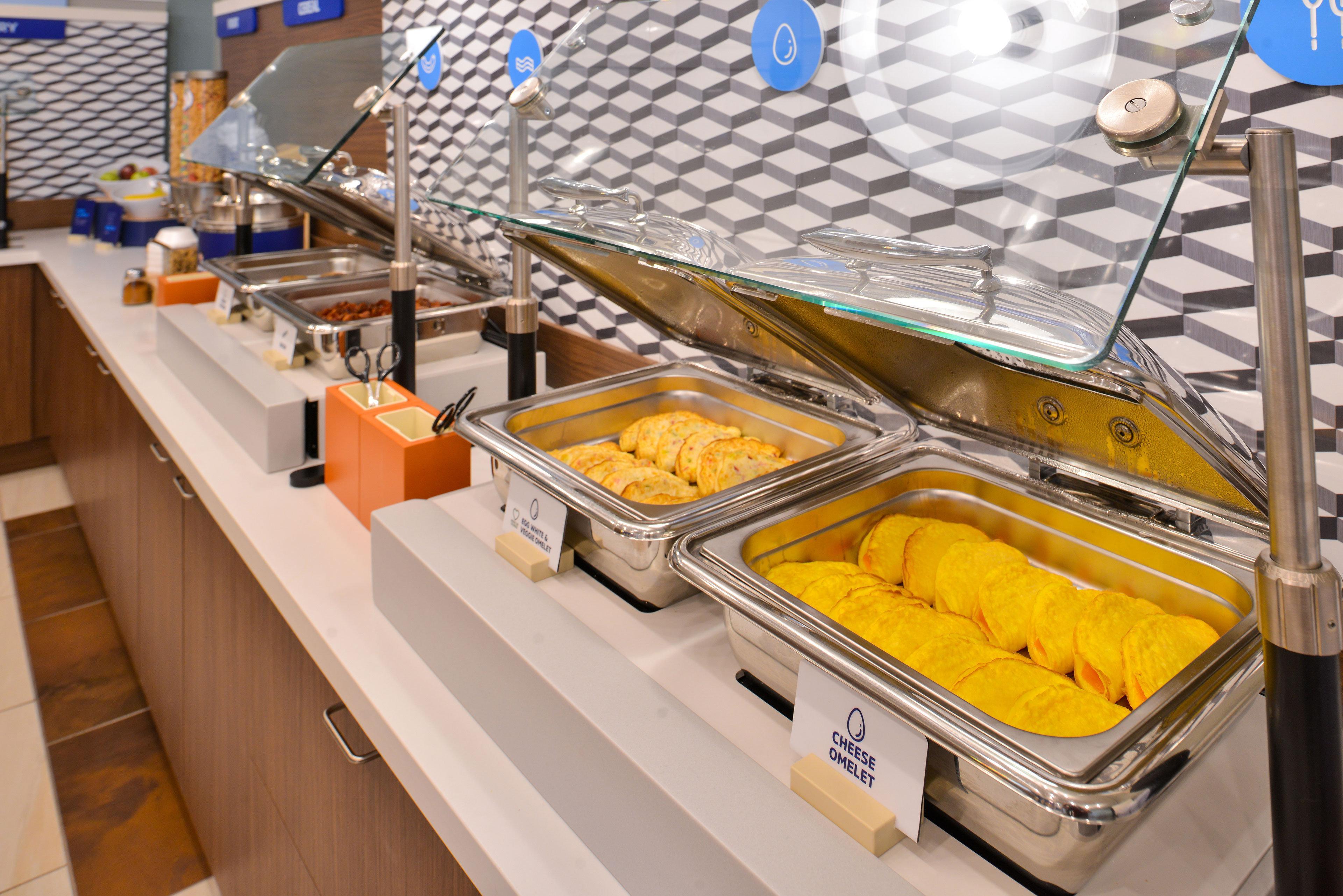 Holiday Inn Express Dryden By Ihg Bagian luar foto